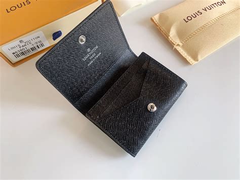 hermes vs louis vuitton wallet